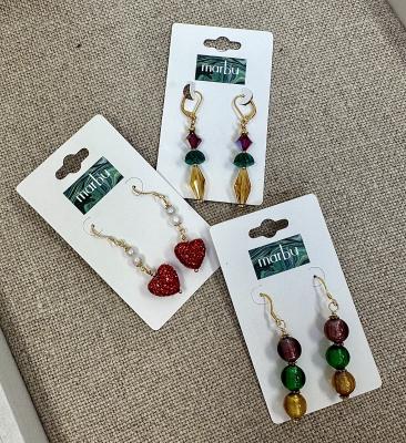 Red Glitter Hearts/FW Pearl Earrings