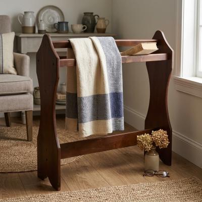 Wooden Blanket Quilt Rack